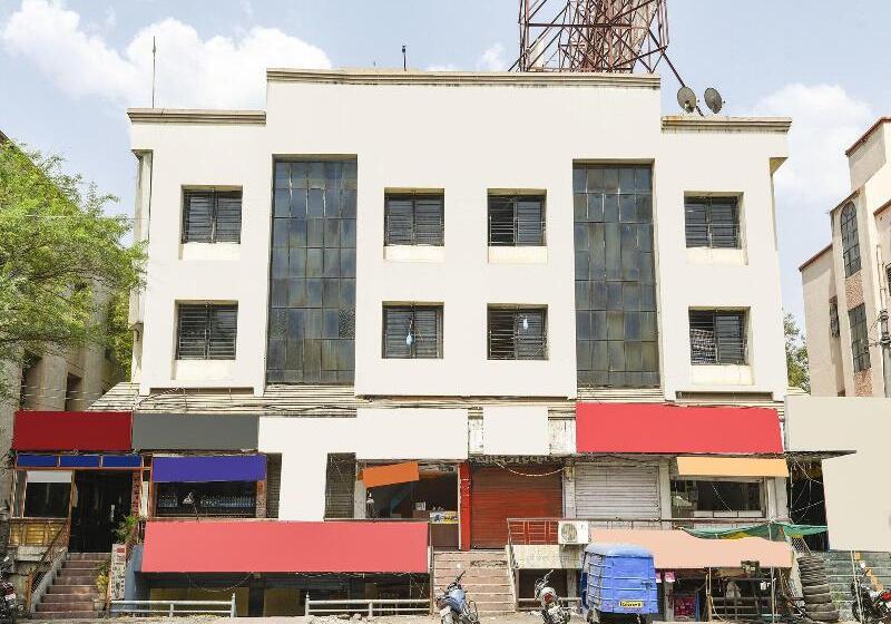 בית מלון כפרי Kala Laxmi Executive By Oyo Rooms