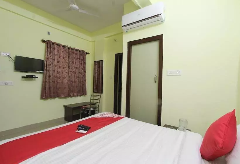 Hotelli O V R Residency Near Sri Amruth Chithra Mandira