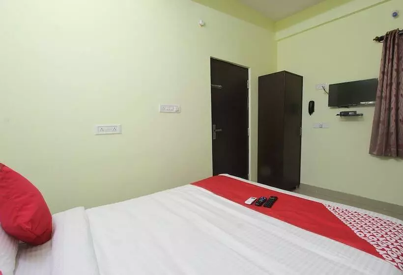 Hotelli O V R Residency Near Sri Amruth Chithra Mandira