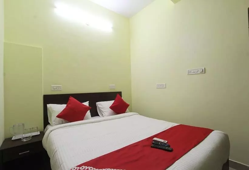 Hotelli O V R Residency Near Sri Amruth Chithra Mandira