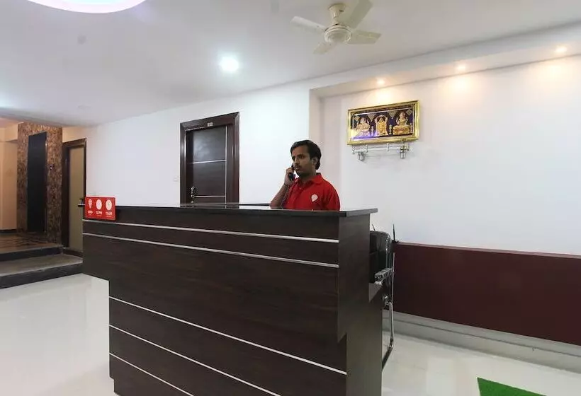 Hotelli O V R Residency Near Sri Amruth Chithra Mandira