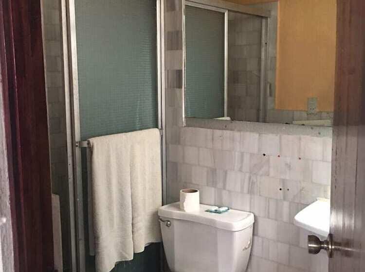 هتل Posada De Los Proceres