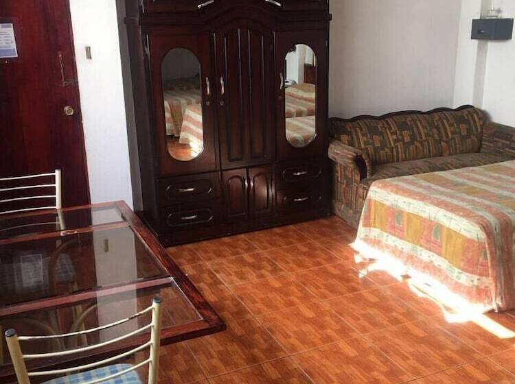 هتل Posada De Los Proceres