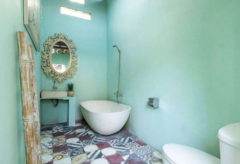 Seminyak Seagrass Villa