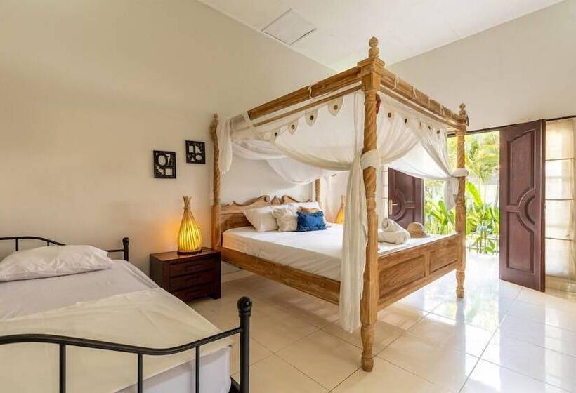 Seminyak Seagrass Villa