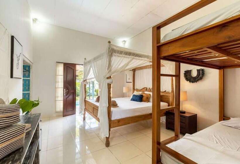 Seminyak Seagrass Villa