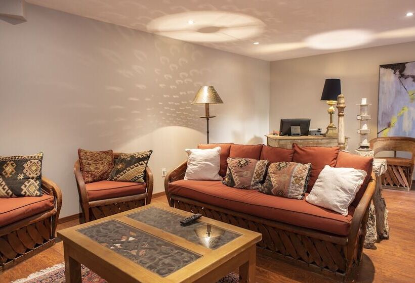 تختخواب و صبحانه Casa Calderoni