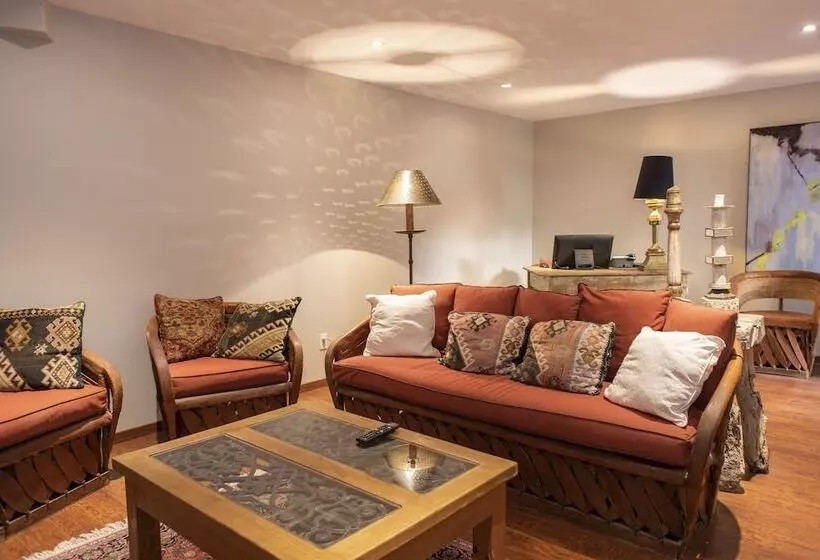 تختخواب و صبحانه Casa Calderoni