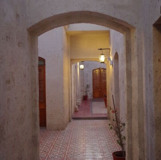 Bed and Breakfast Casona De Asis