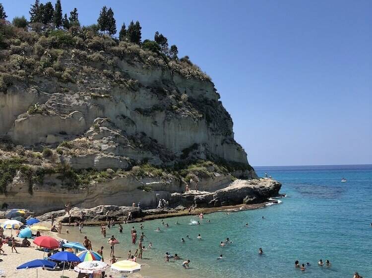 تختخواب و صبحانه Residenza Atena