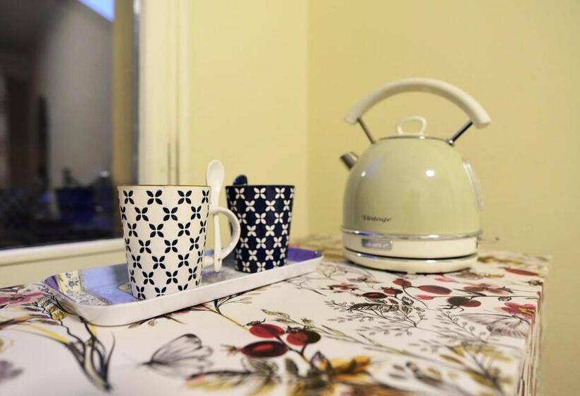 Bed and Breakfast Room & Breakfast Canalino 21