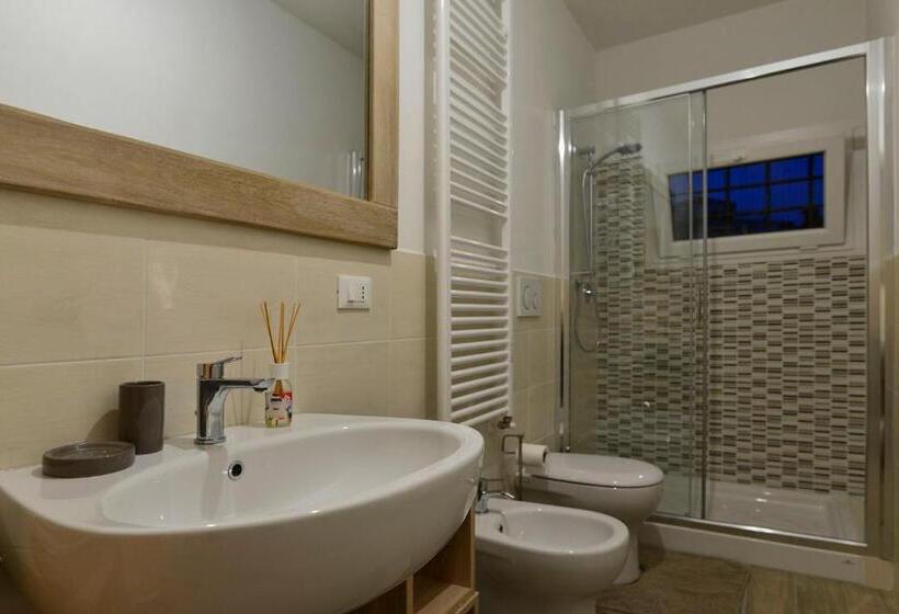 Bed and Breakfast Room & Breakfast Canalino 21