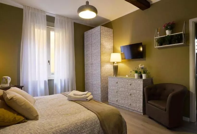 تختخواب و صبحانه Room & Breakfast Canalino 21