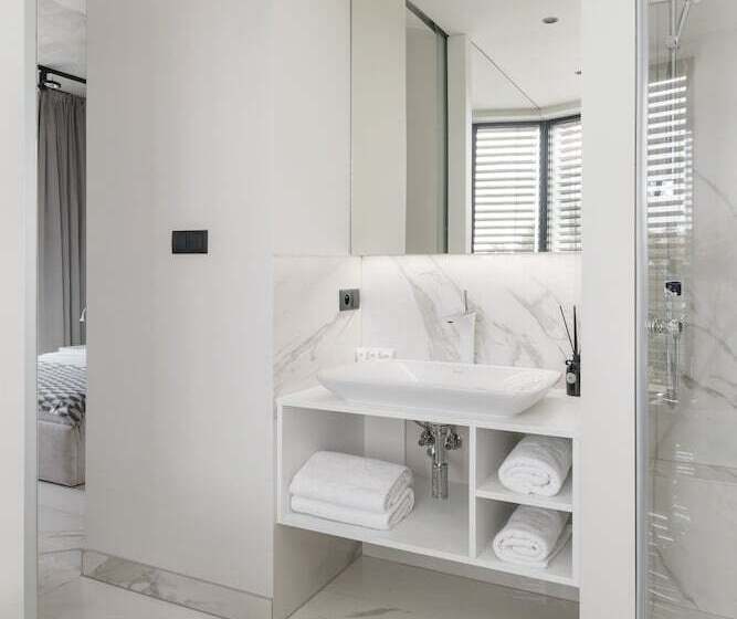 Centro Design Apartments Półwiejska