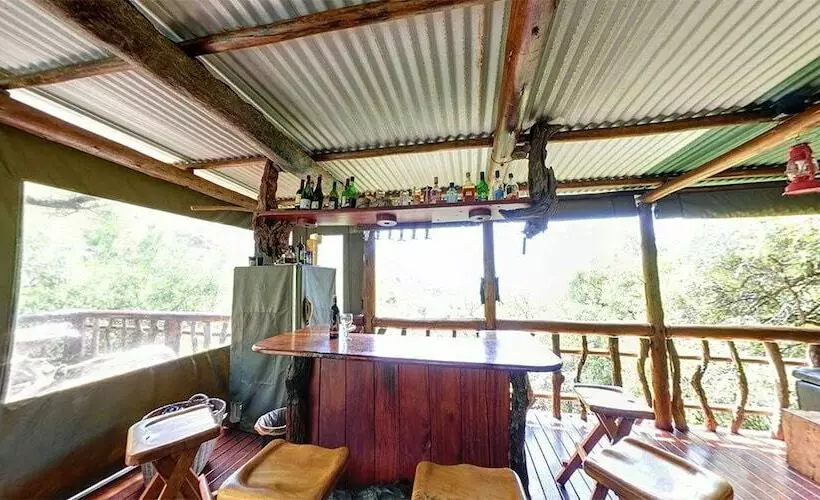 Hotelli Black Leopard Camp