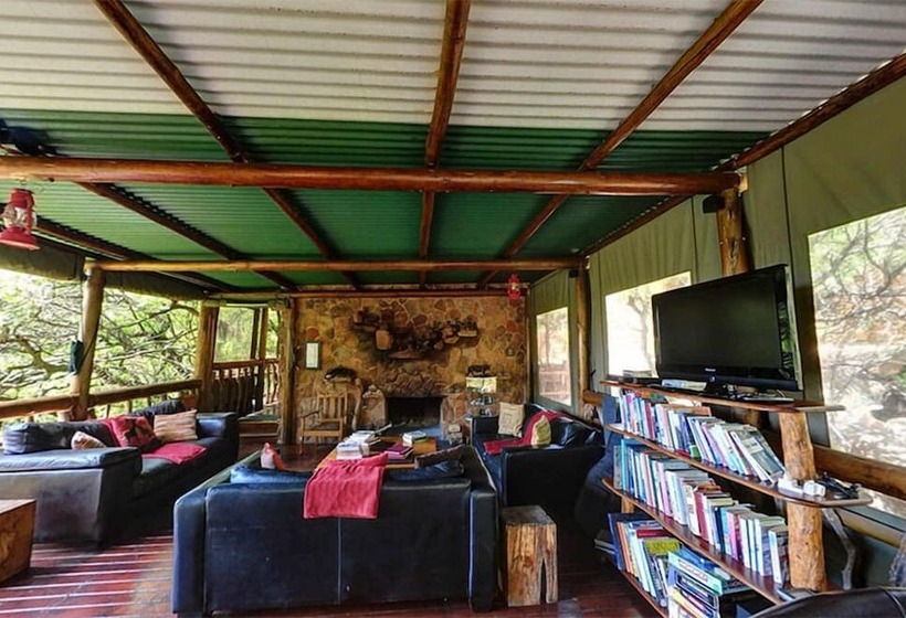 בית מלון כפרי Black Leopard Camp