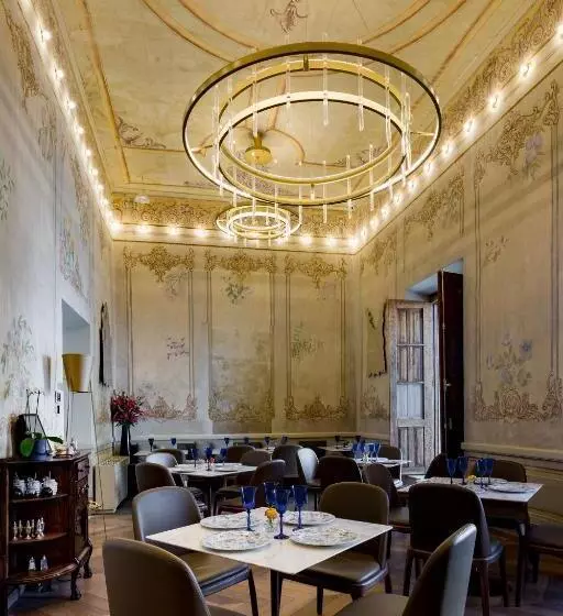 Central Hotel Boutique