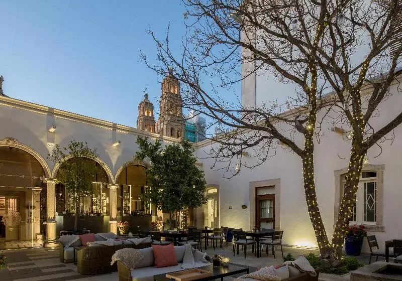 Central Hotel Boutique