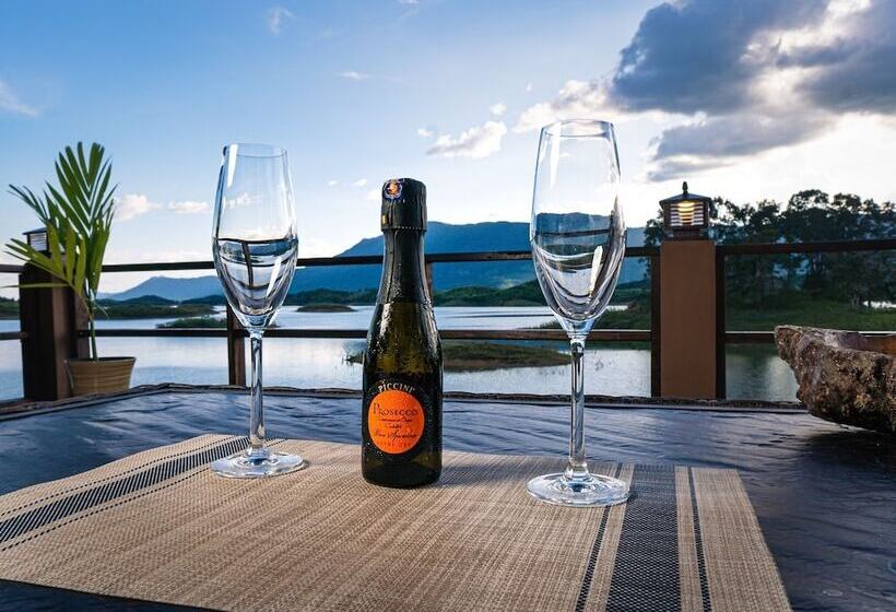 فندق Green View Resort