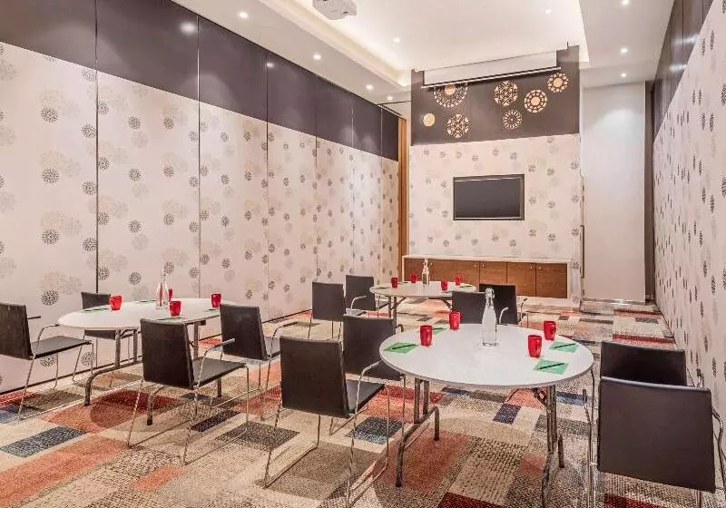 ホテル Ibis Kolkata Rajarhat   An Accor Brand