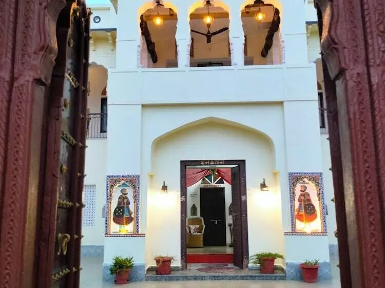 ホテル Mandawa Palace And Restaurent