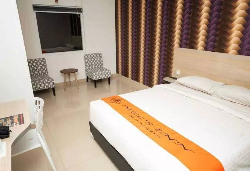 ホテル Mel's Inn Manado
