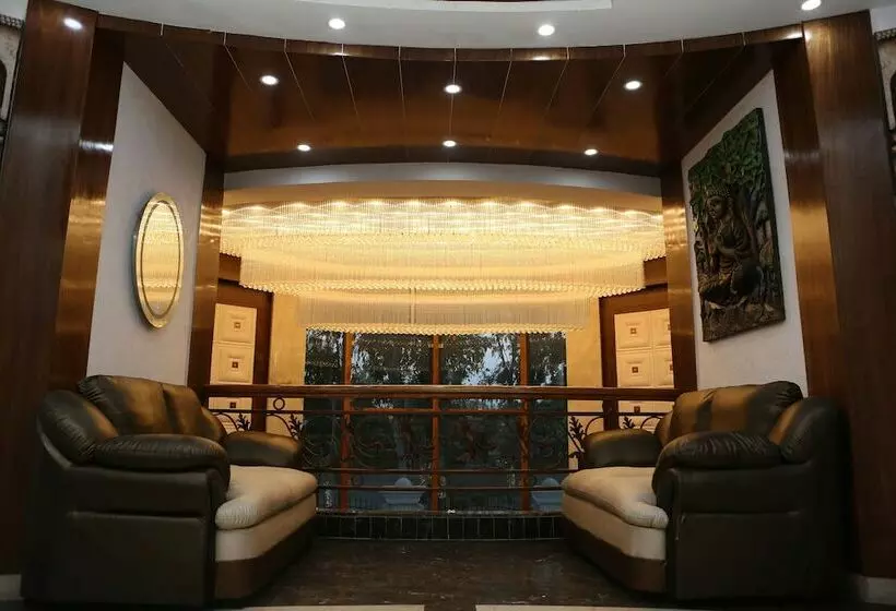 Hotelli Palette   Silver Castle