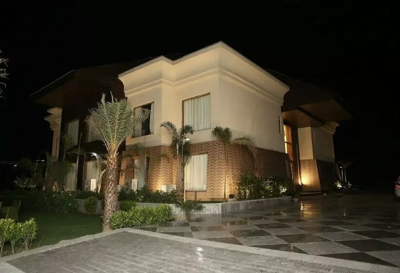 Hotelli Palette   Silver Castle