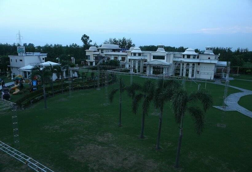 בית מלון כפרי Palette   Silver Castle