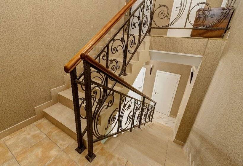 فندق Tiara Domodedovo Guest House