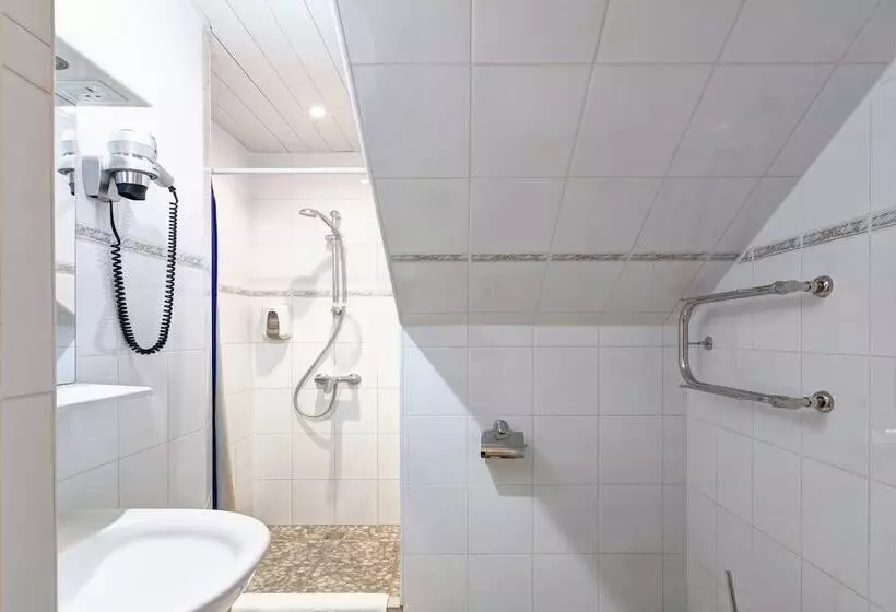 هتل Tiara Domodedovo Guest House