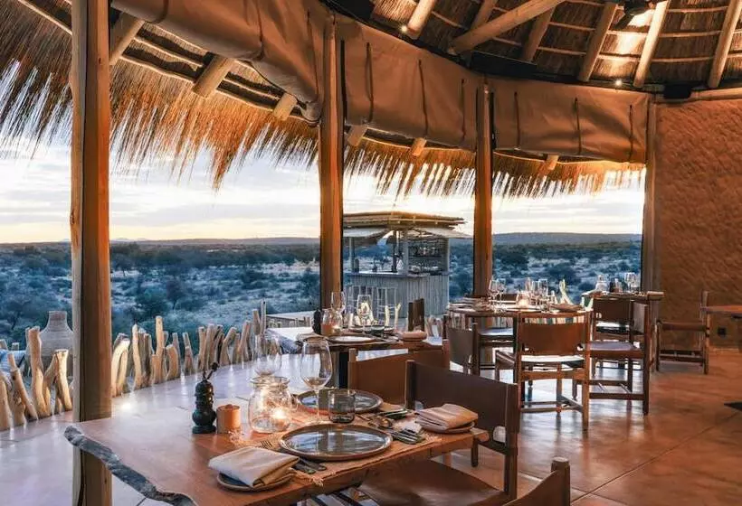 هتل Zannier Omaanda