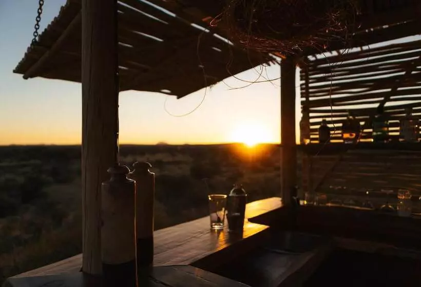 هتل Zannier Omaanda