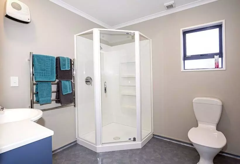 Motelli Bay City Motor Lodge