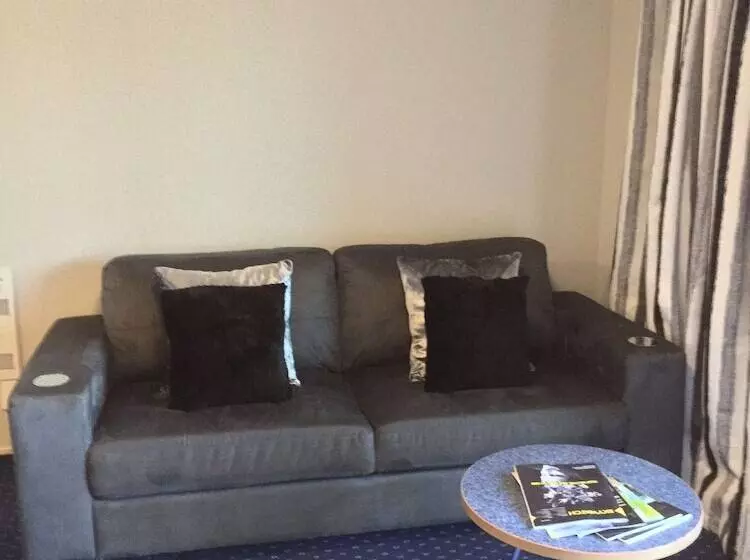 Motelli Bay City Motor Lodge