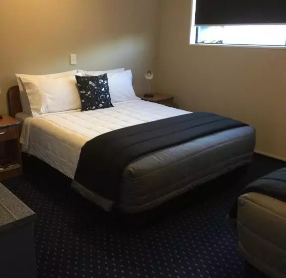 Motelli Bay City Motor Lodge