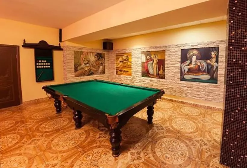 پانسیون Tysacha I Odna Noch