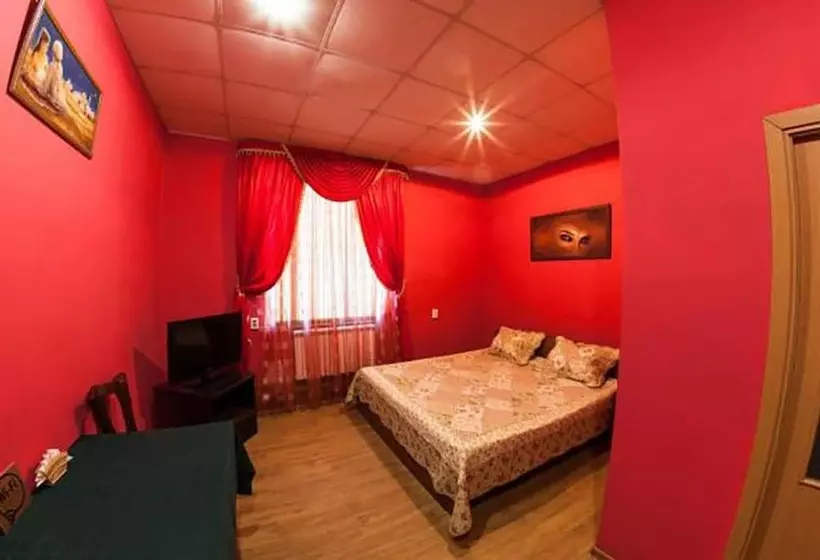 پانسیون Tysacha I Odna Noch