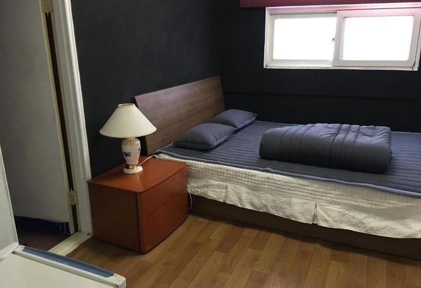 Ostello Og Guest House