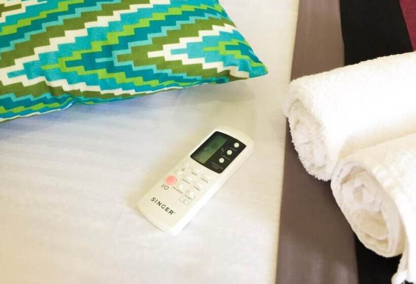 تختخواب و صبحانه Myro Homestay