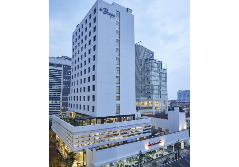 De Braga, Artotel Curated