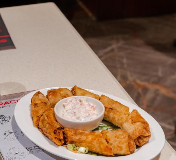 هتل Eco Stay By Playsales