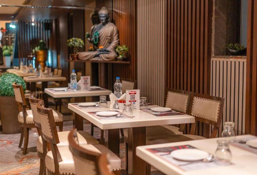 هتل Eco Stay By Playsales