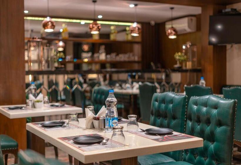 هتل Eco Stay By Playsales