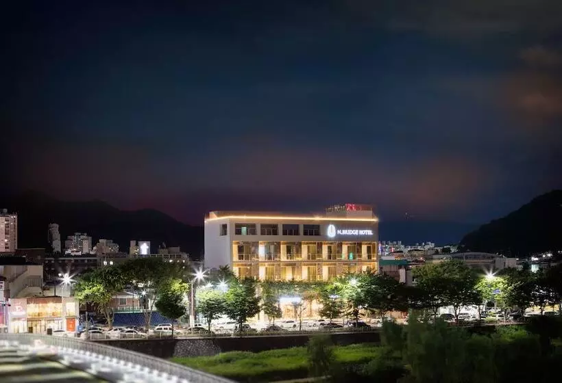 N Bridge Hotel Jeon Ju