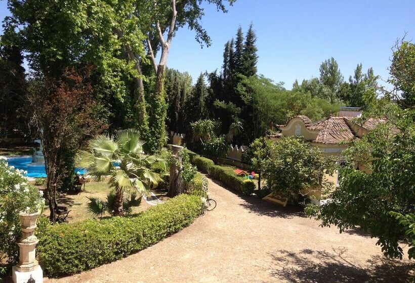 هتل Quinta De Coalhos Th