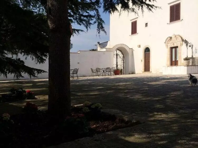 Maaseutuhotelli Masseria Pilano