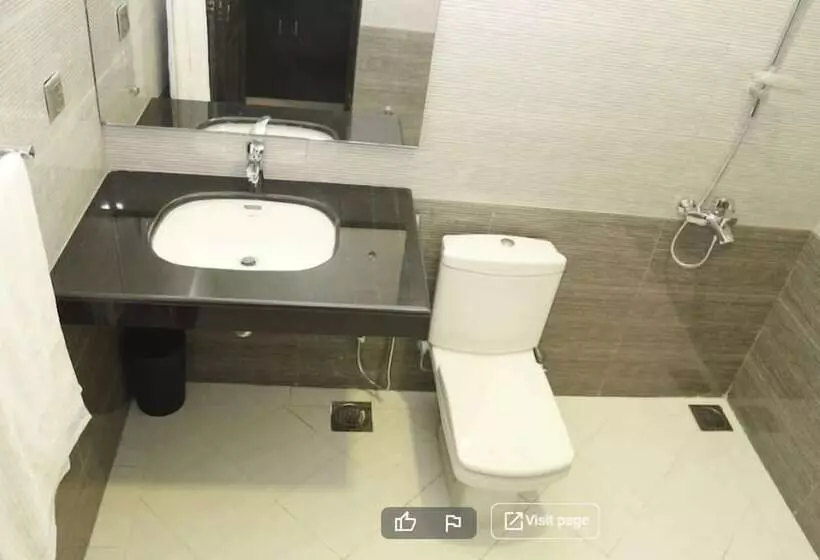 هتل Shelton Rezidor Swat