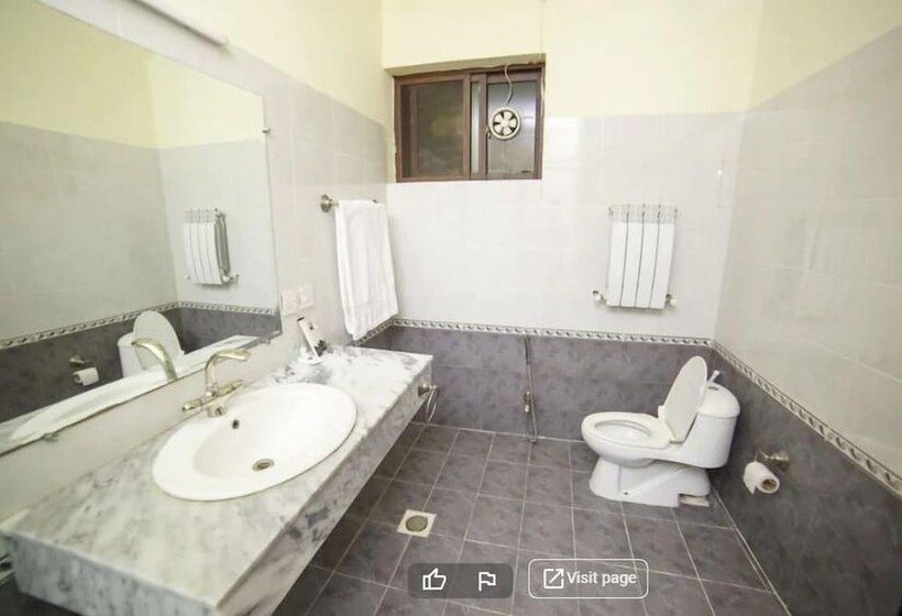 Hotel Shelton Rezidor Swat