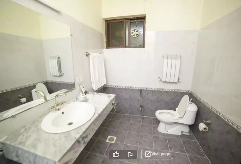 هتل Shelton Rezidor Swat